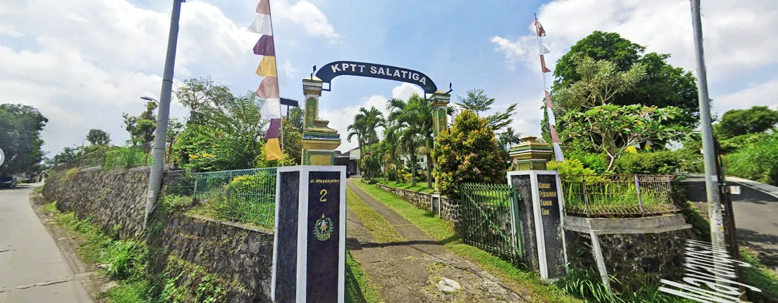 Foto tampak depan KPTT Salatiga
